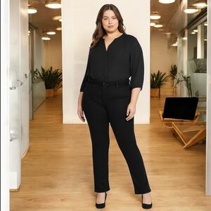 NYDJ Not Your Daughter Jeans Lift Tuck Technology Straight Jeans Plus Size 18W